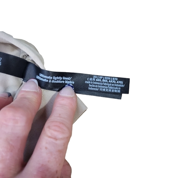 3-VS PINK ULTIMATE LIGHTLY LINED SPORTS BRA - Picture 12 of 12